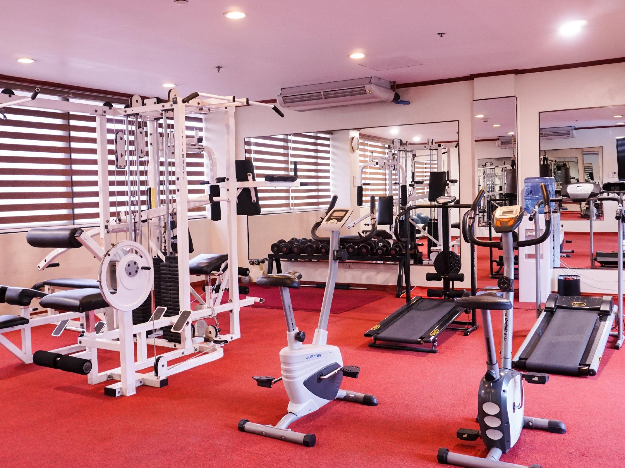 Bayview Park Hotel Manila Bagian luar foto