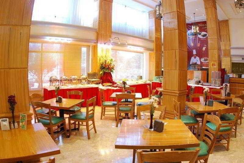 Bayview Park Hotel Manila Bagian luar foto